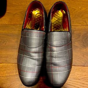 Men’s silver plaid slip on loafers